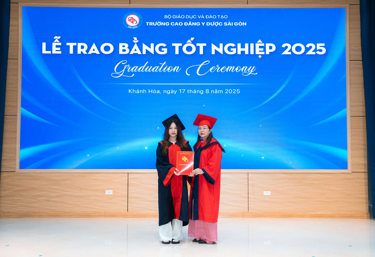trường cao đẳng y dược sài gòn tổ chức khai giảng năm 2025