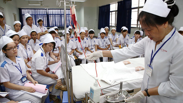 Cao đẳng Y tế Khánh Hòa đào tạo Cao đẳng Hộ sinh hệ chính quy