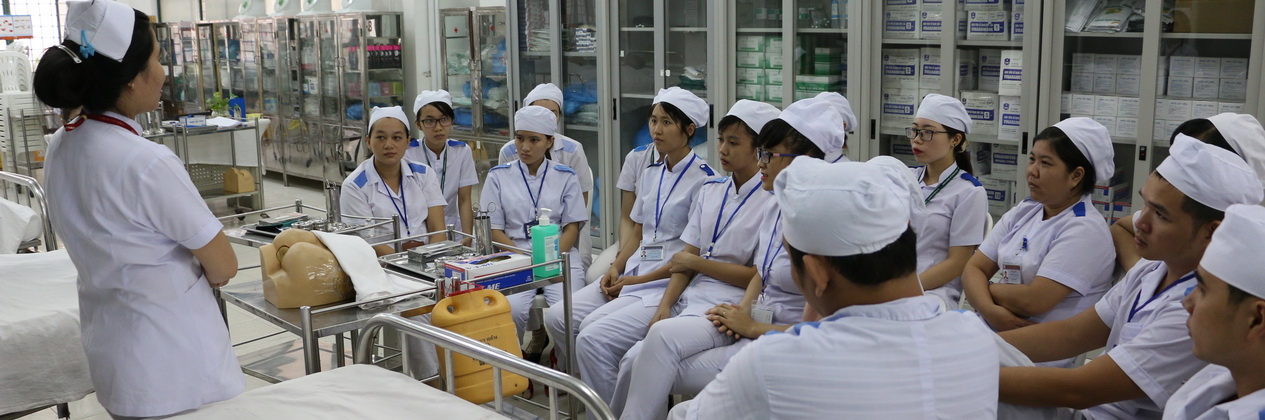 Cao đẳng Y Dược Nha Trang là địa chỉ đào tạo ngành Điều dưỡng uy tín