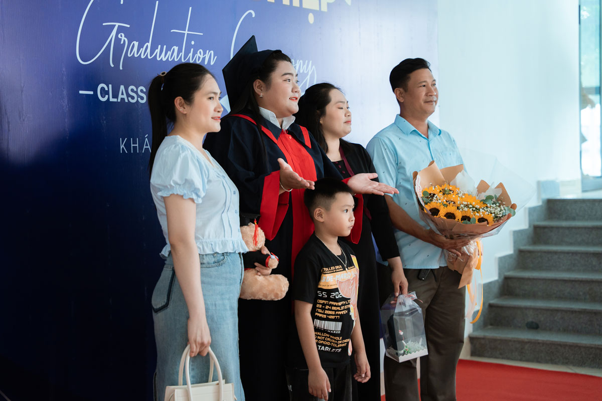 trường cao đẳng y dược sài gòn tổ chức khai giảng năm 2025