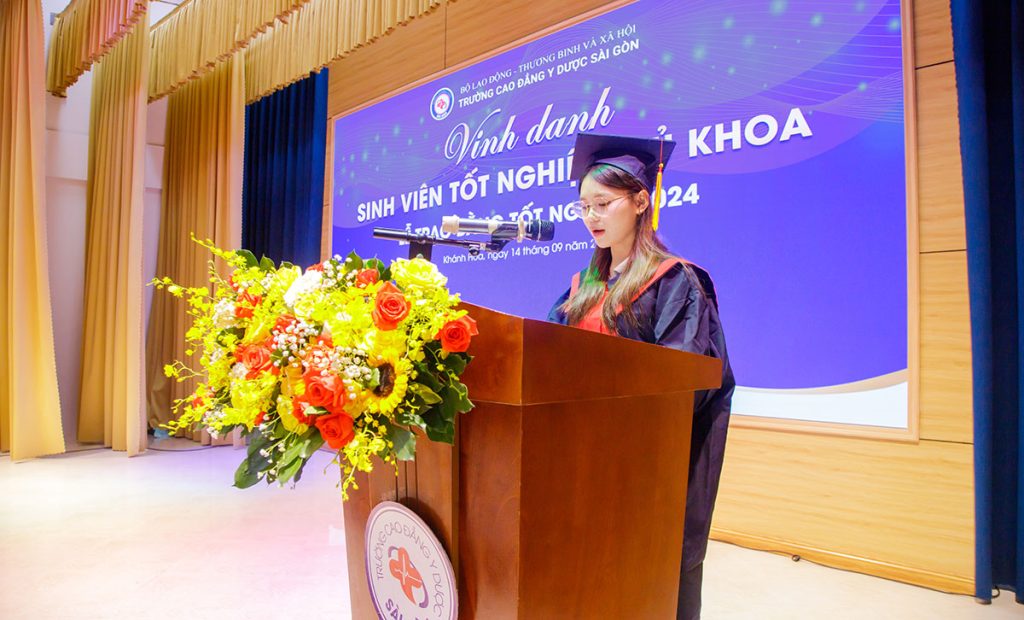 Tân Thủ khoa chia sẻ cảm xúc, gửi lời cảm ơn sâu sắc đến tập thể cán bộ nhà trường Tân Thủ khoa chia sẻ cảm xúc, gửi lời cảm ơn sâu sắc đến tập thể cán bộ nhà trường