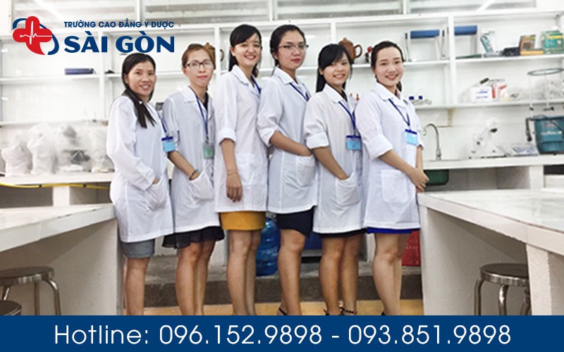 Cao đẳng Y Dược Nha Trang là đơn vị tuyển sinh uy tín ngành Điều dưỡng Cao đẳng Y Dược Nha Trang là đơn vị tuyển sinh uy tín ngành Điều dưỡng